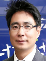 김홍석 교수