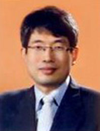 범진욱 교수